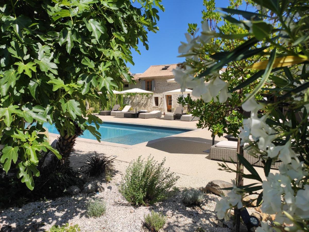Les Champs De Provence Bed & Breakfast La Baume-de-Transit Bagian luar foto
