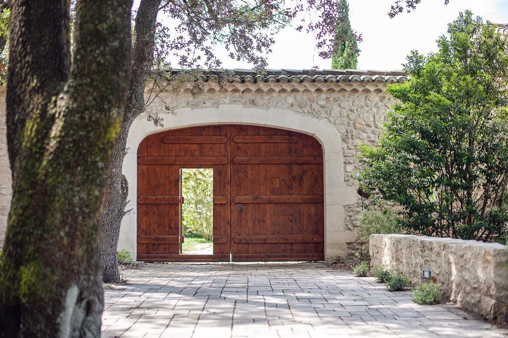 Les Champs De Provence Bed & Breakfast La Baume-de-Transit Bagian luar foto