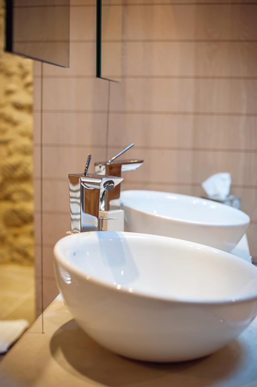 Les Champs De Provence Bed & Breakfast La Baume-de-Transit Bagian luar foto