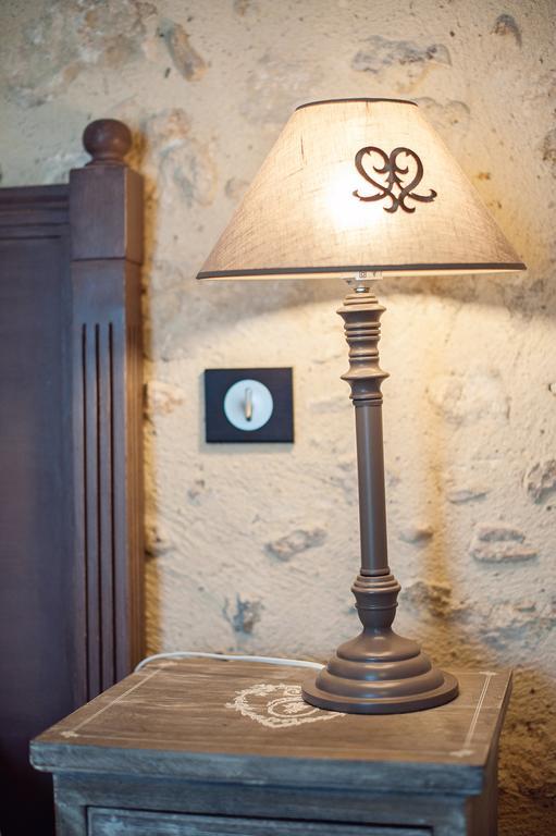 Les Champs De Provence Bed & Breakfast La Baume-de-Transit Bagian luar foto